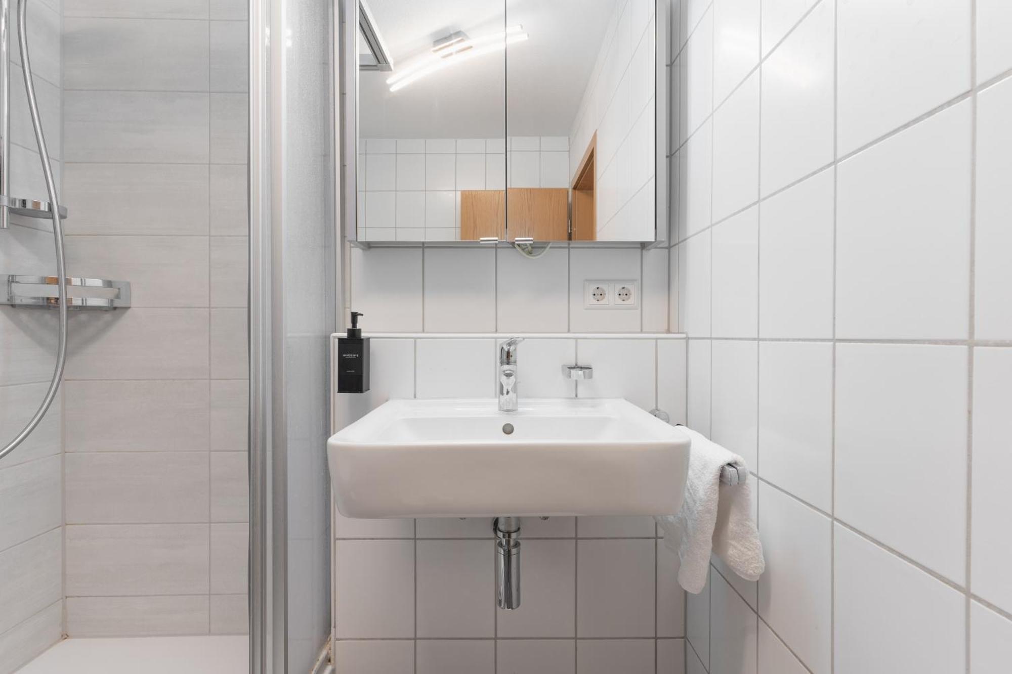 Untersee-Suite Istayunixi Seenaehe-Terrasse-Workspace-Netflix-Parkplatz Радольфцелль-ам-Бодензе Екстер'єр фото