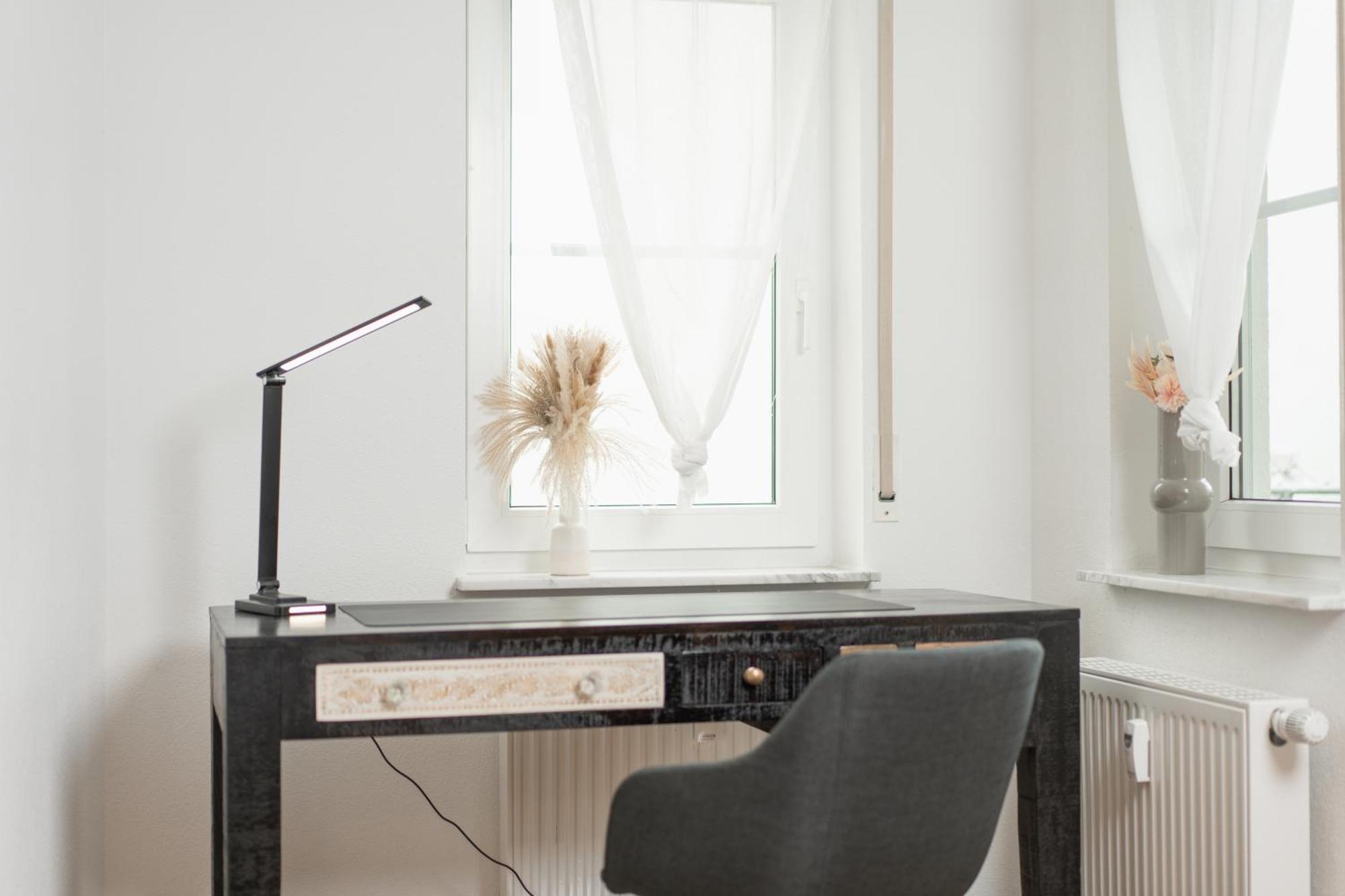 Untersee-Suite Istayunixi Seenaehe-Terrasse-Workspace-Netflix-Parkplatz Радольфцелль-ам-Бодензе Екстер'єр фото